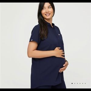 Figs Kigali Maternity scrub top size large